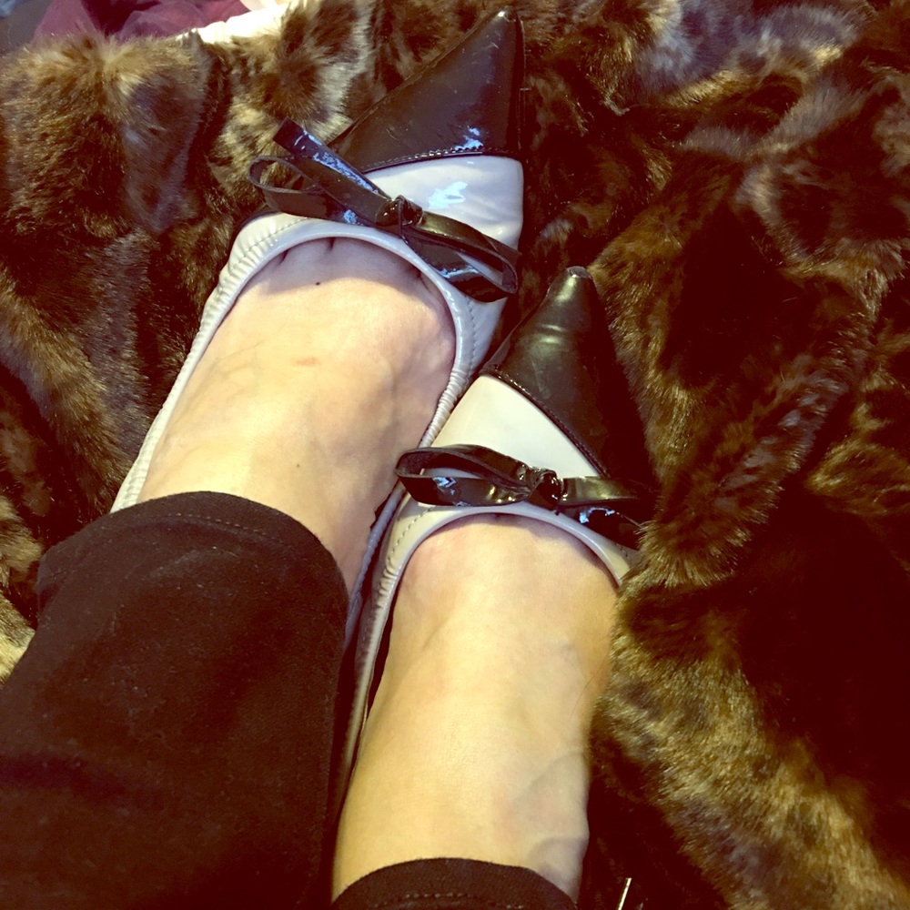 Miu Miu nude and black patent leather flats!  SEXY - Picture 3 of 8